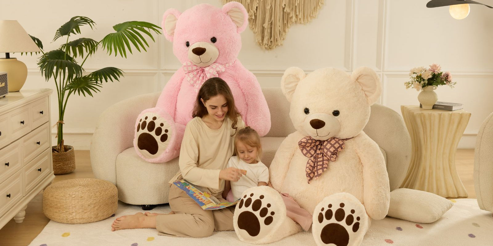 Cute & Cozy: Plush Toys That Bring Holiday Magic to Your Home