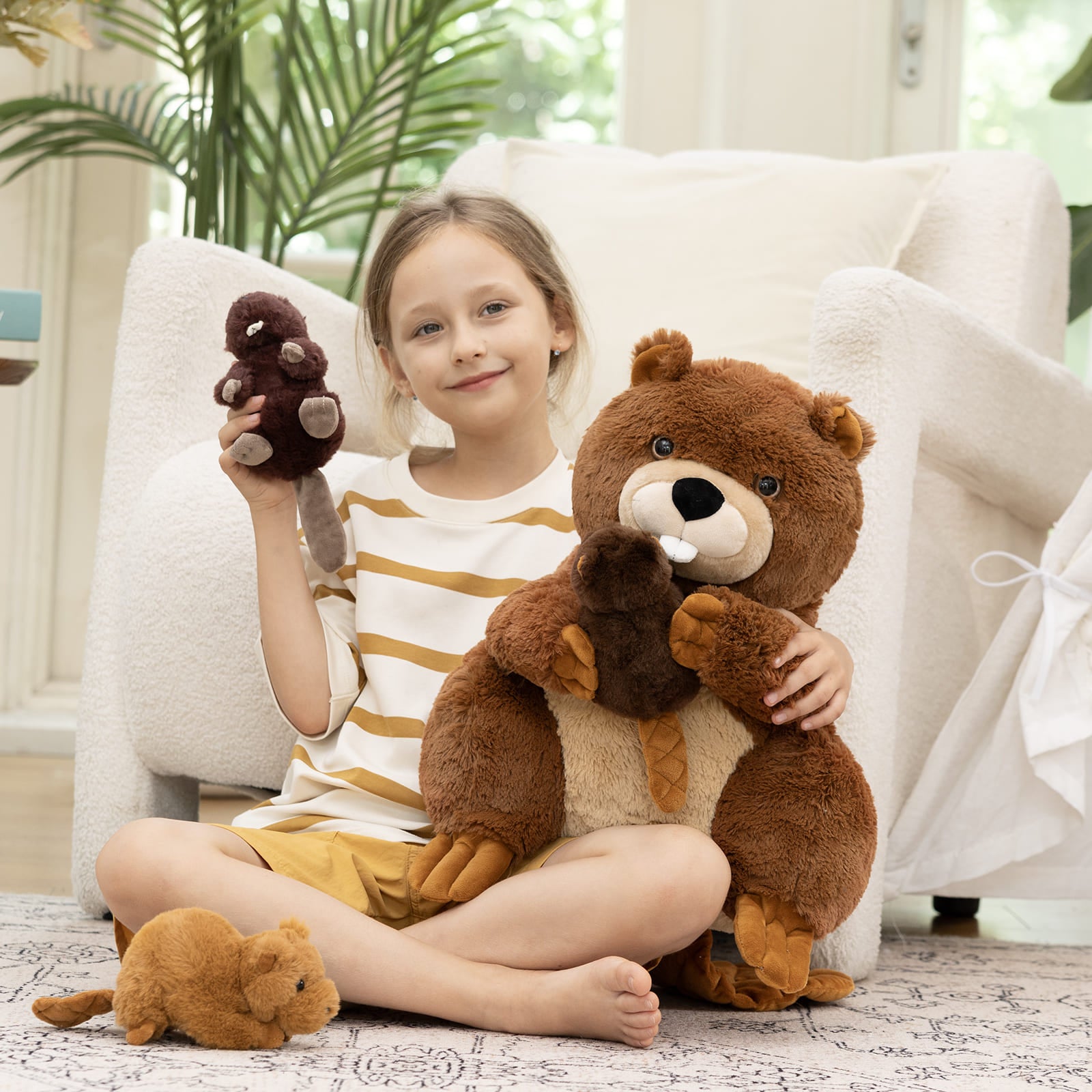 Lifelike Beaver Plush Toy with Three Baby Beavers 14.96 Inch