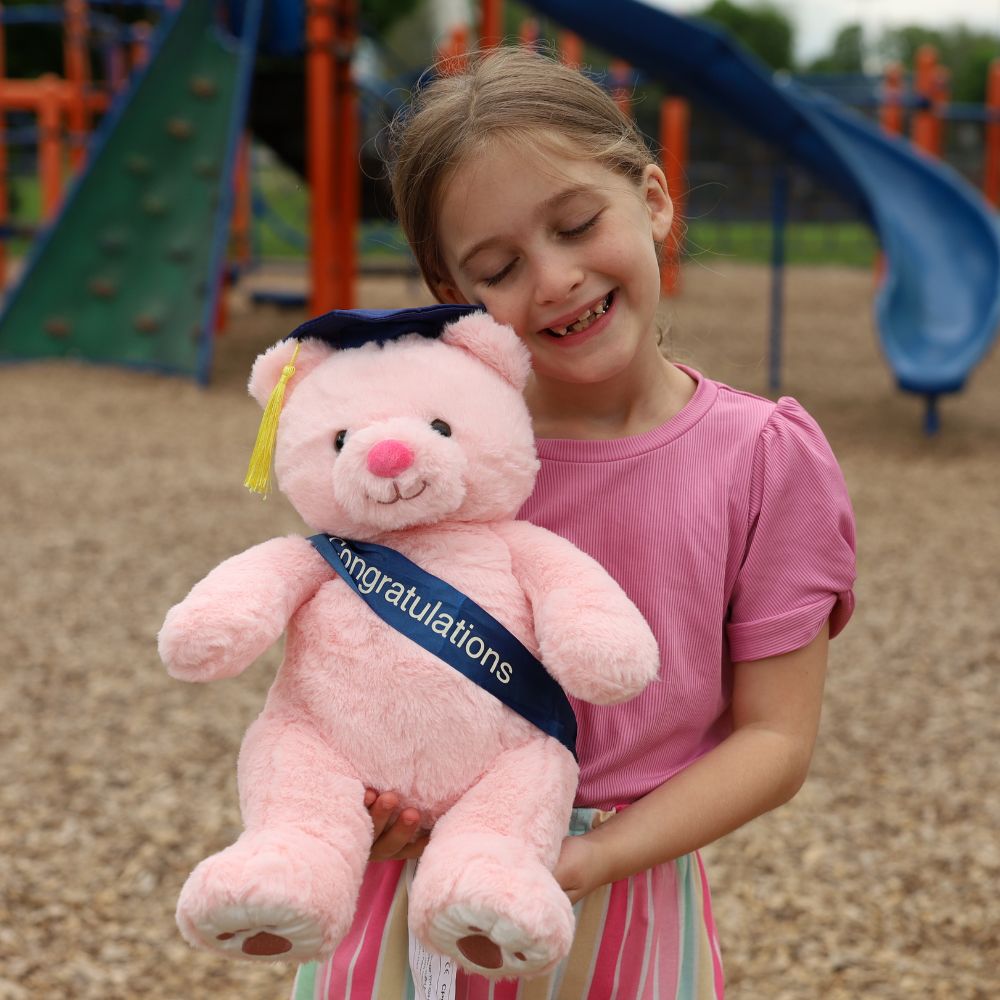 Gift idea for 2025 graduates – plush teddy bear with cap and red bow