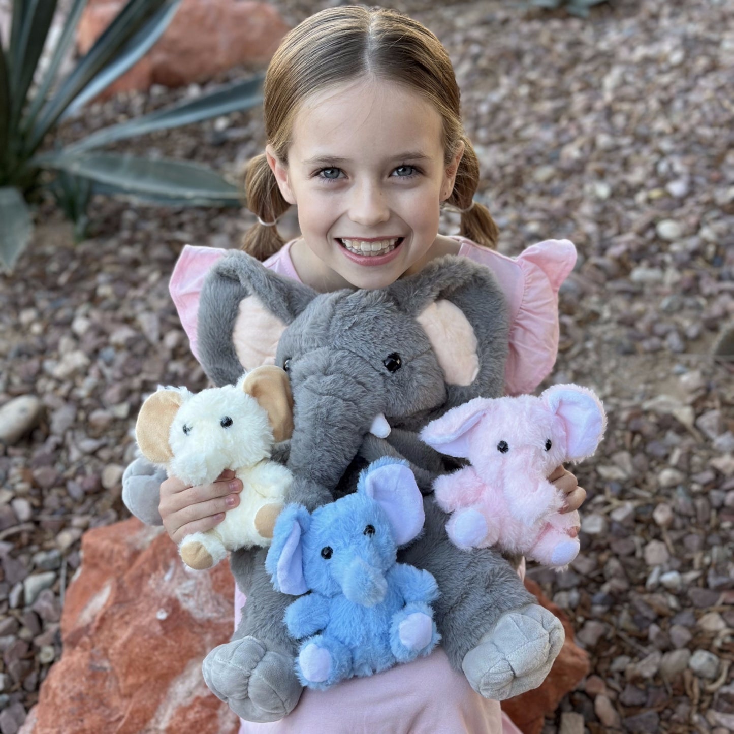 Jungle Elephant Stuffed Animals - Safari Elephant Plush Toys - 4 Pcs Elephant Stuffed Animals - Realistic Elephant Plush Dolls - Cute Cartoon Elephant Plush Pillows for Kids - Christmas/Birthday Gift for Kids - Stuffed Animal Elephant Babies with their Mom