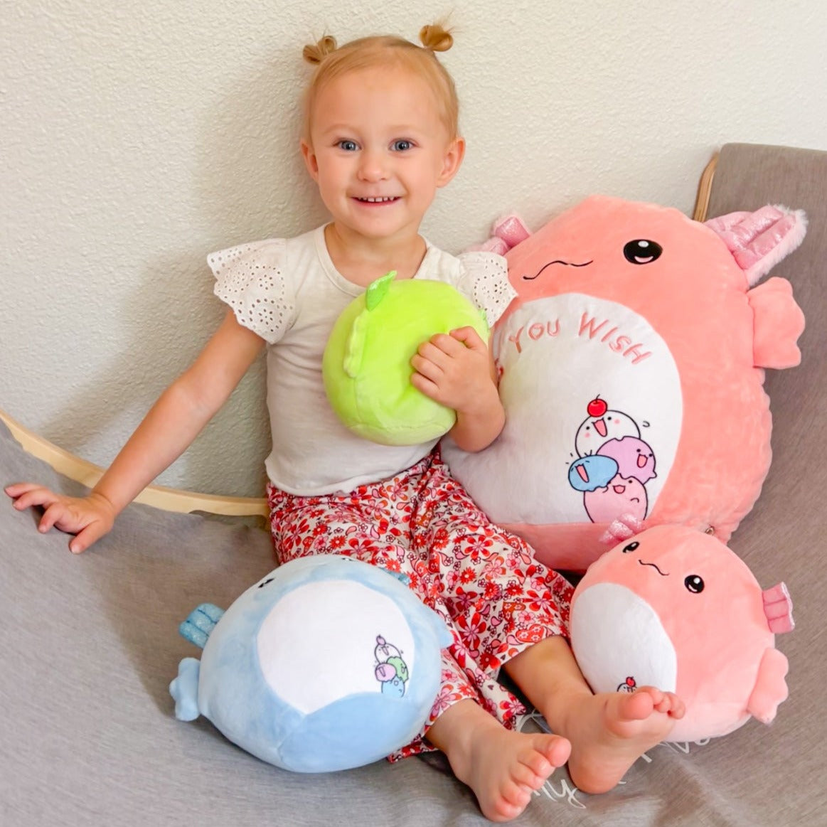 Axolotl Plush Toy with Three Axolotl Babies, 16 Inches