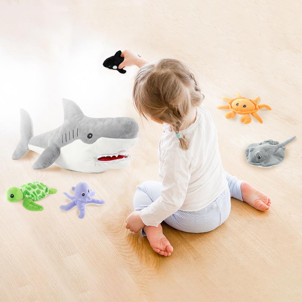 White Shark with 5 Little Sea Creatures, 23 Inches