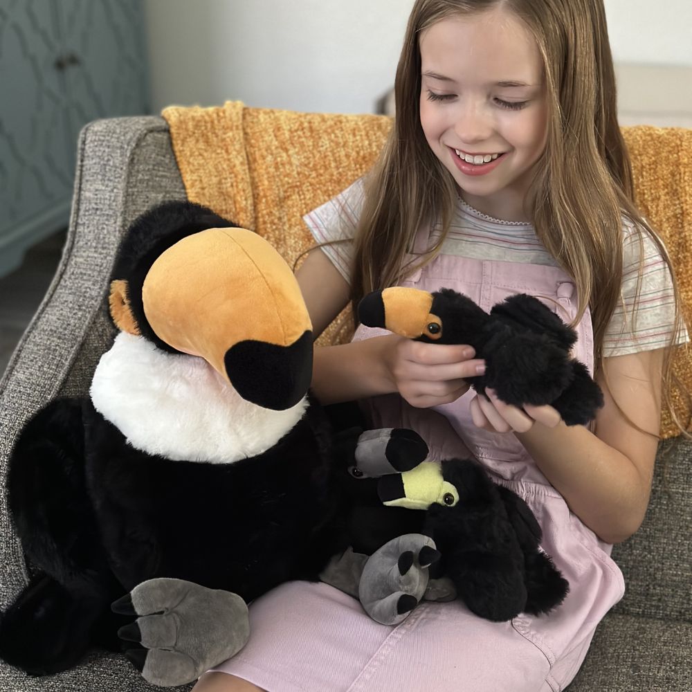 Stuffed animal toucan with baby plush toys, soft bird toy set for kids