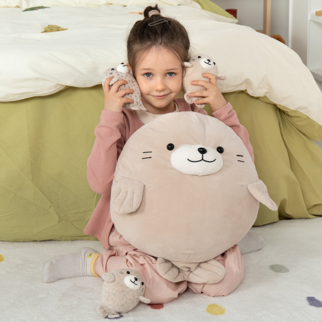 Seal Stuffed Toy Set, Grey, 18.8 Inches